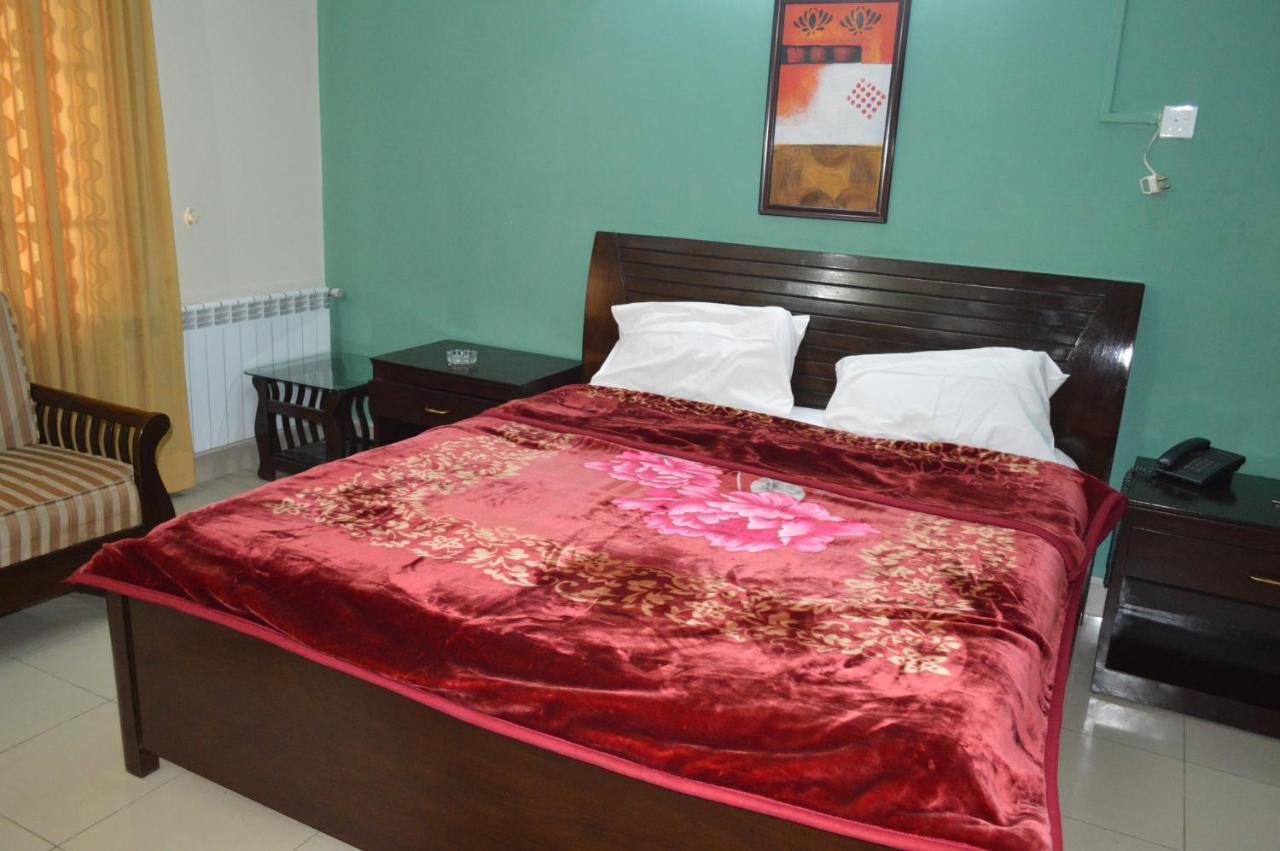 Tourist Hub Islamabad Bed and Breakfast Eksteriør billede